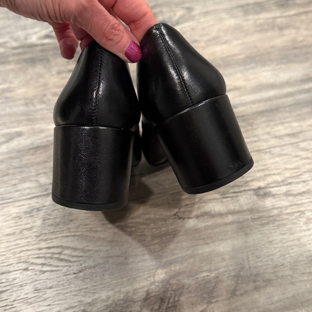 Tory Burch Multi Logo Pump Black Leather 6.5 Women’s Shoes Heels - Picture 6 of 12